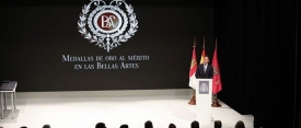 El presidente García-Page ensalza el "compromiso" del mundo del arte con la sociedad y su contribución "en tiempos difíciles y complejos"